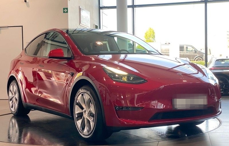 Tesla Model Y AWD Long Range Dual Motor Enh.Autopilot foto 4