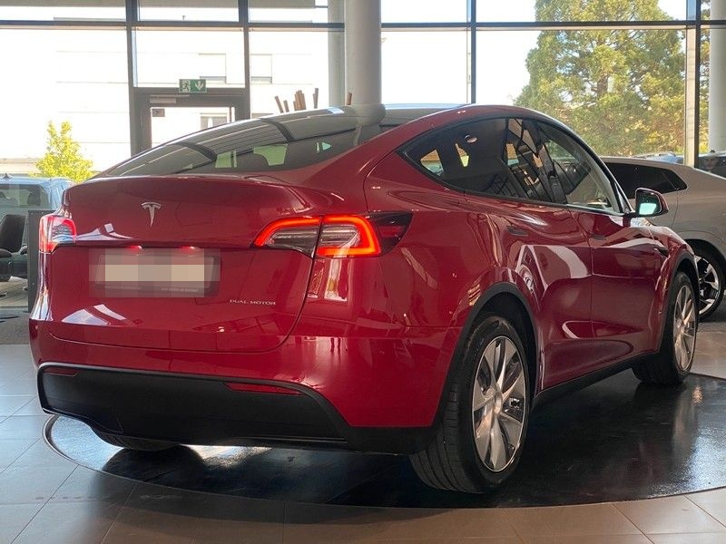 Tesla Model Y AWD Long Range Dual Motor Enh.Autopilot foto 6