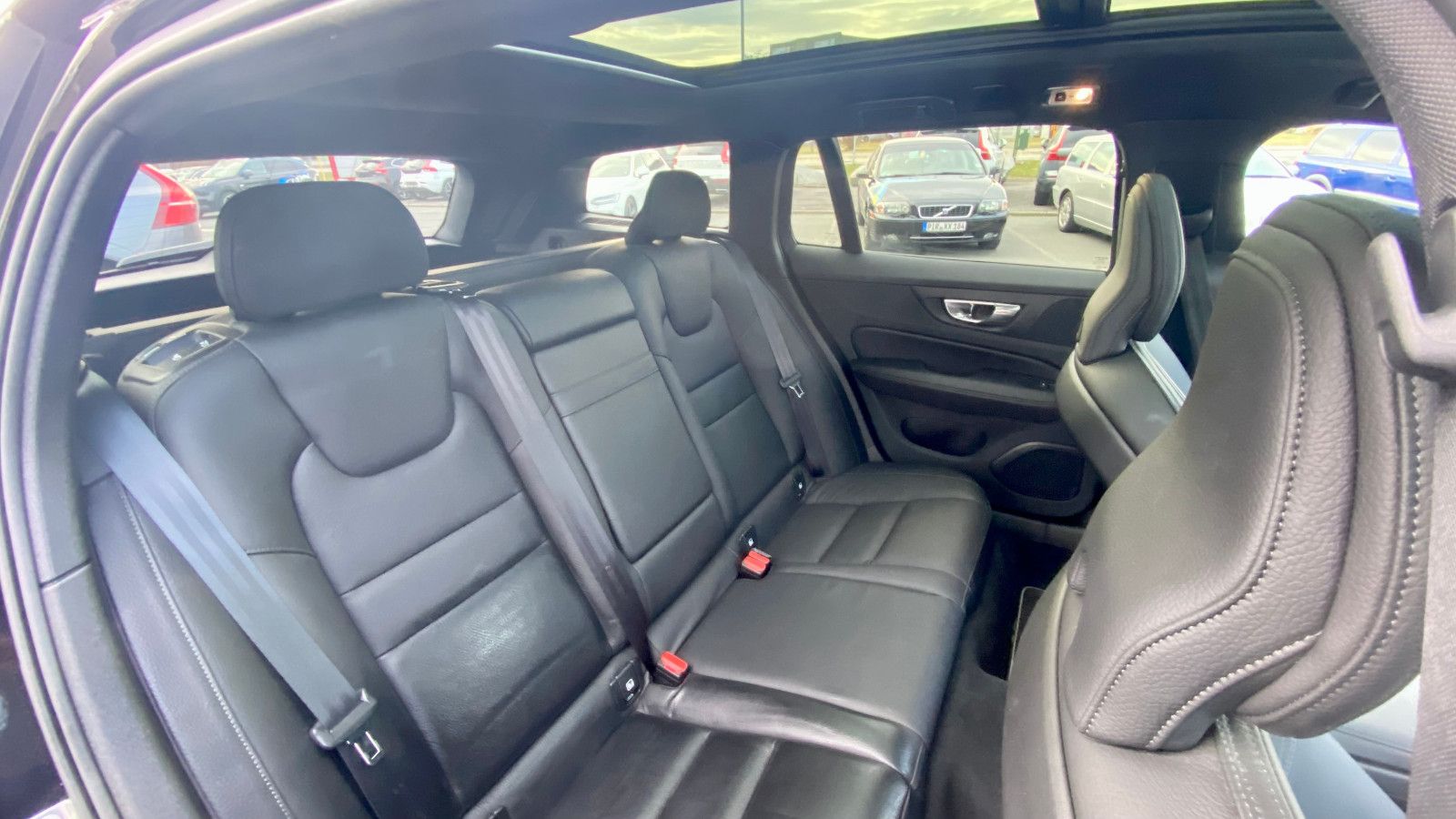 Volvo V60 T6 Polestar R-Design AWD 8-Gang foto 14