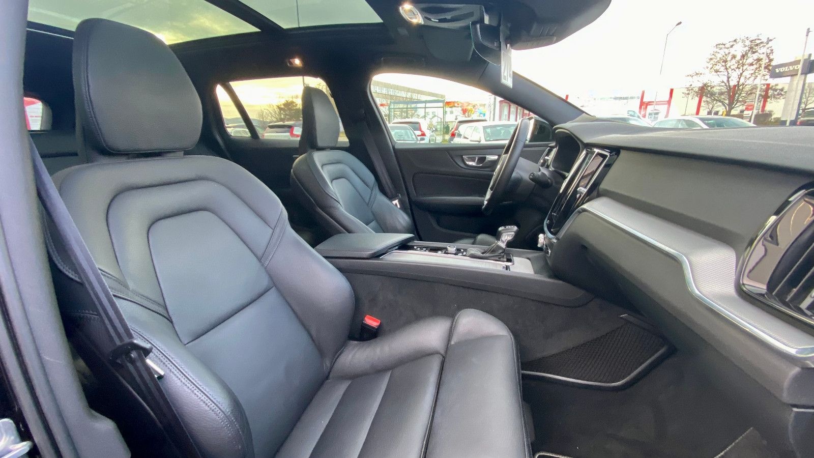 Volvo V60 T6 Polestar R-Design AWD 8-Gang foto 15