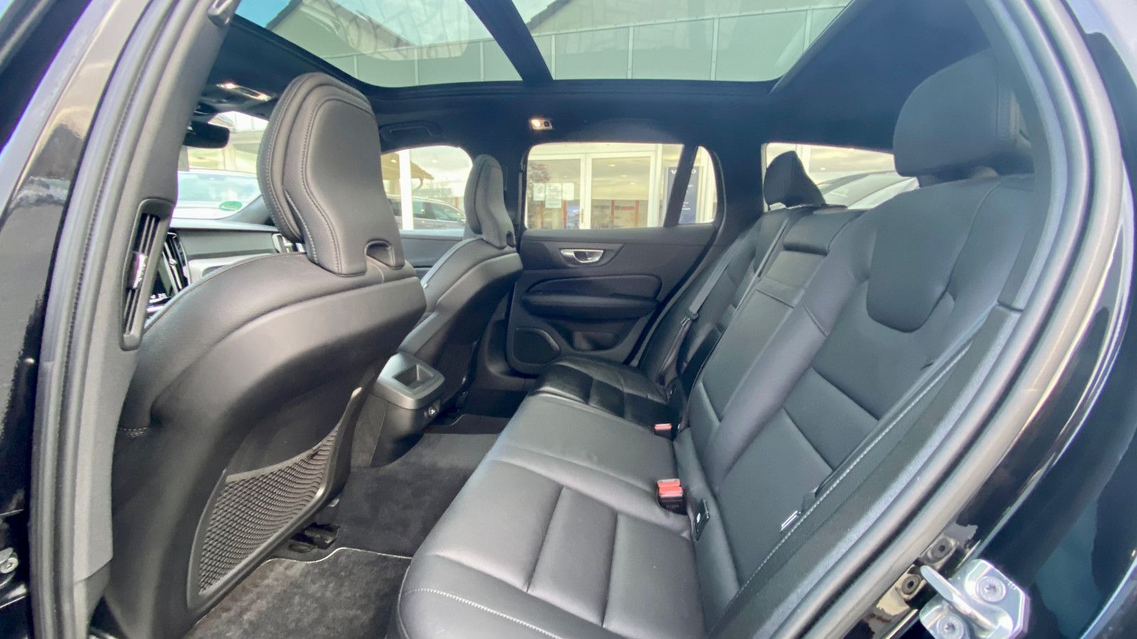 Volvo V60 T6 Polestar R-Design AWD 8-Gang foto 9