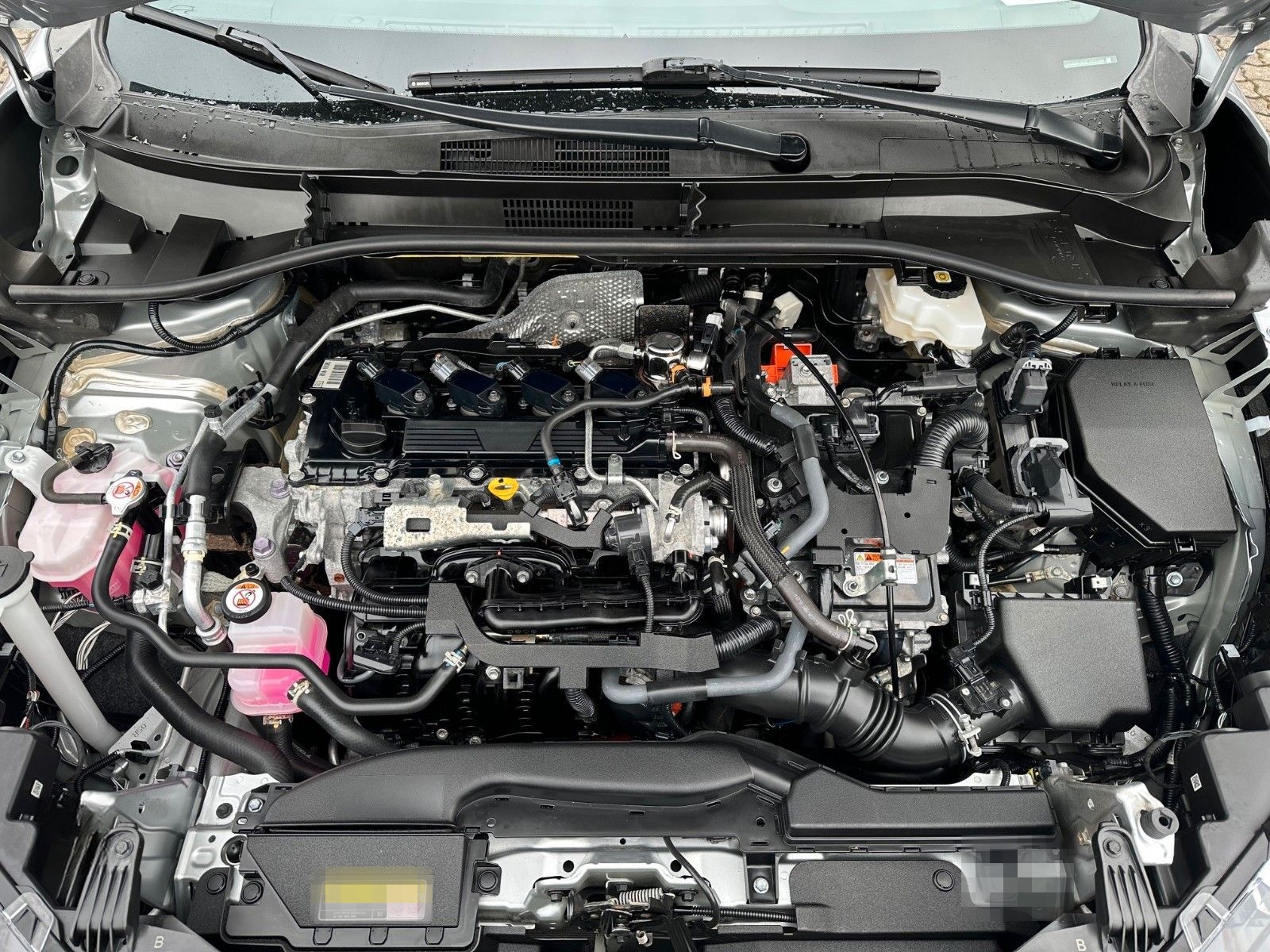 Toyota Corolla Cross Hybrid FWD Team Deutschland foto 11