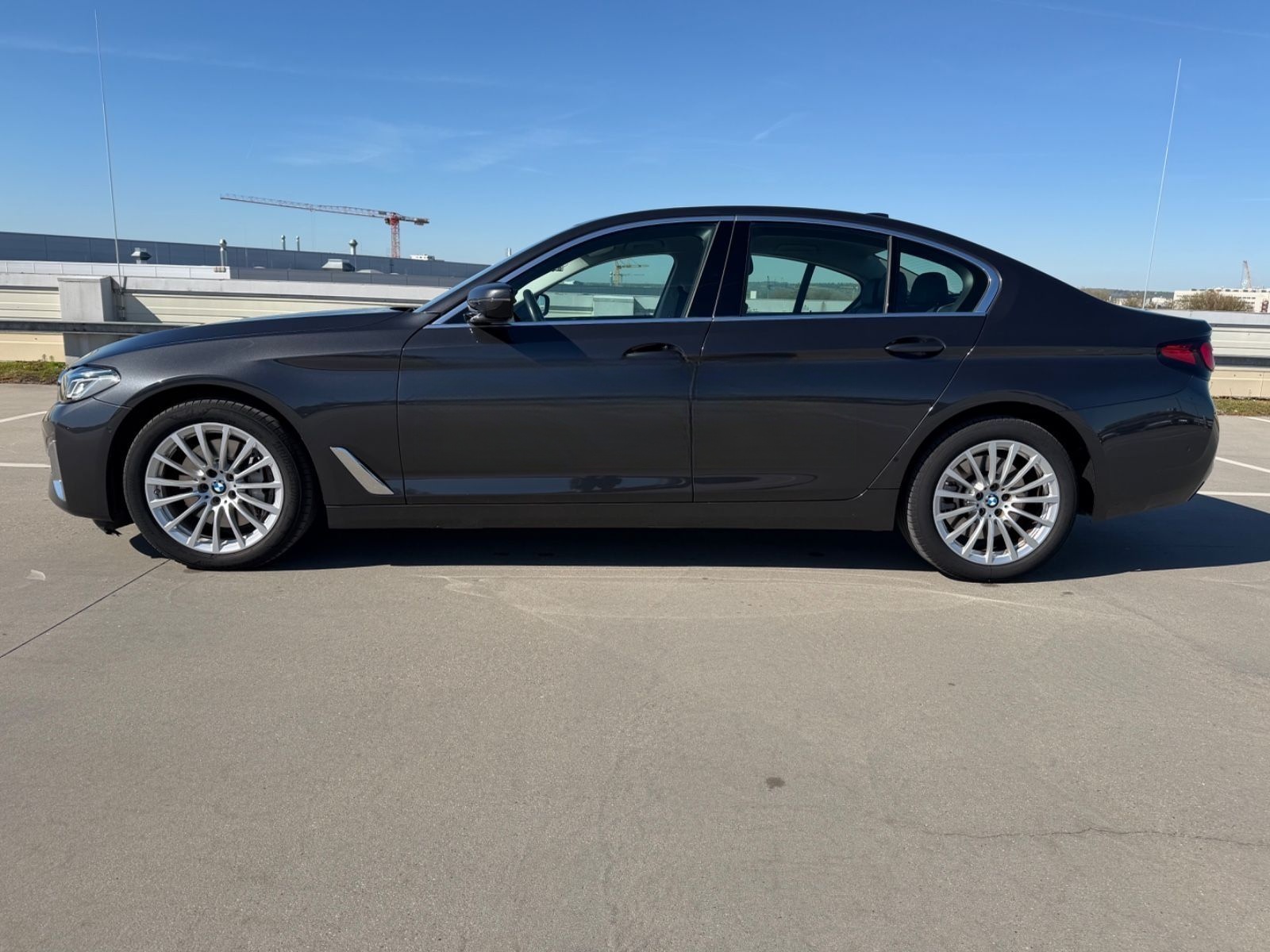 BMW 530 d*DISPLAY-KEY*LASER*VIRT*NAVI*HEAD-UP*KAMERA foto 2