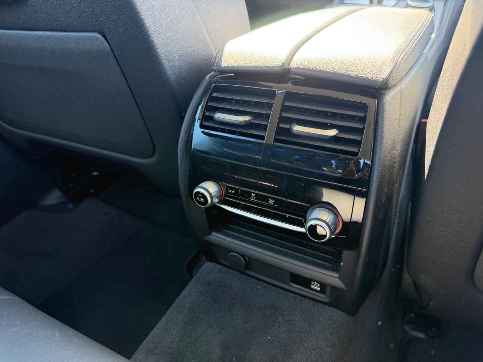 BMW 530 d*DISPLAY-KEY*LASER*VIRT*NAVI*HEAD-UP*KAMERA foto 19