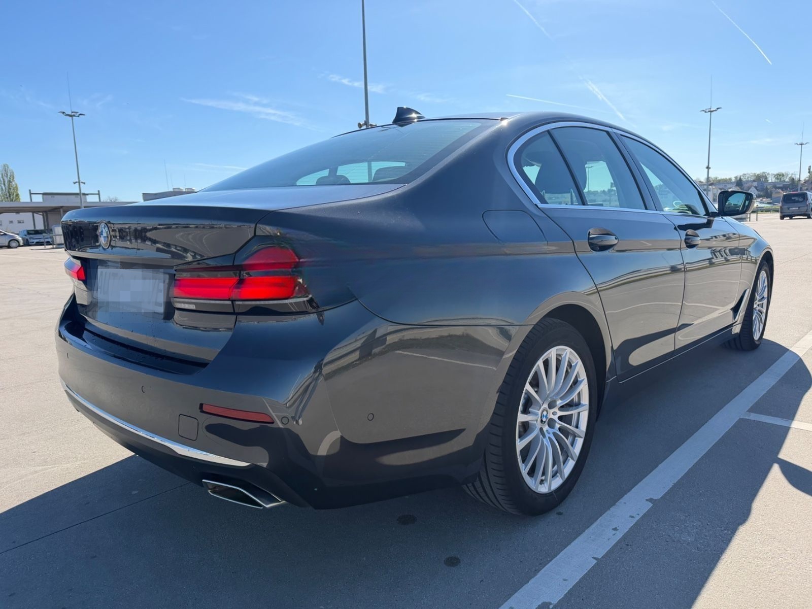 BMW 530 d*DISPLAY-KEY*LASER*VIRT*NAVI*HEAD-UP*KAMERA foto 5
