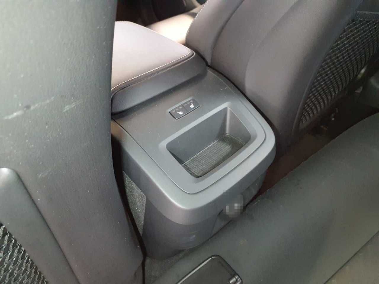 Volvo V60 Kombi Plus Dark *PANO*H/K* 360* foto 15