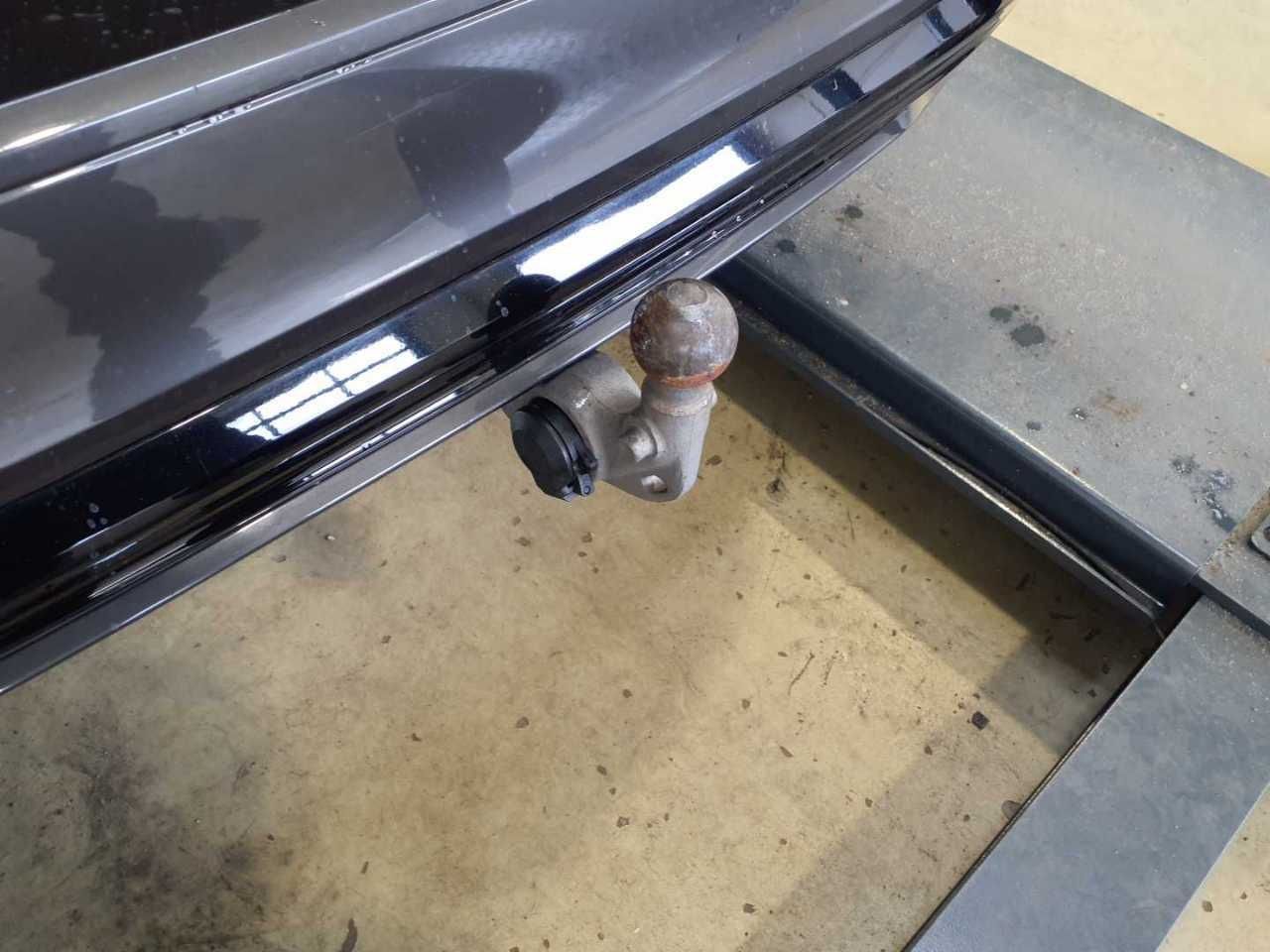 Volvo V60 Kombi Plus Dark *PANO*H/K* 360* foto 16