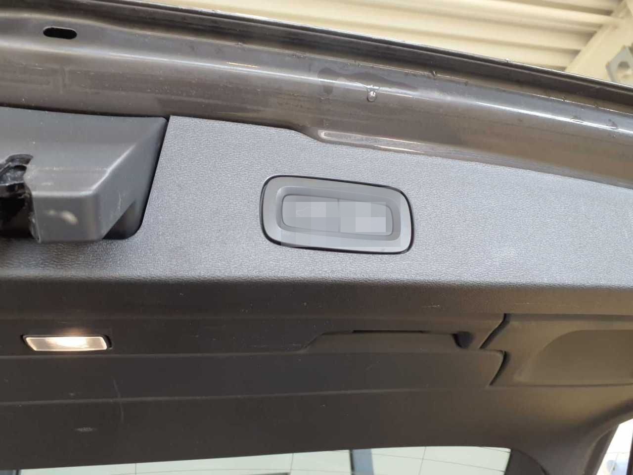 Volvo V60 Kombi Plus Dark *PANO*H/K* 360* foto 10