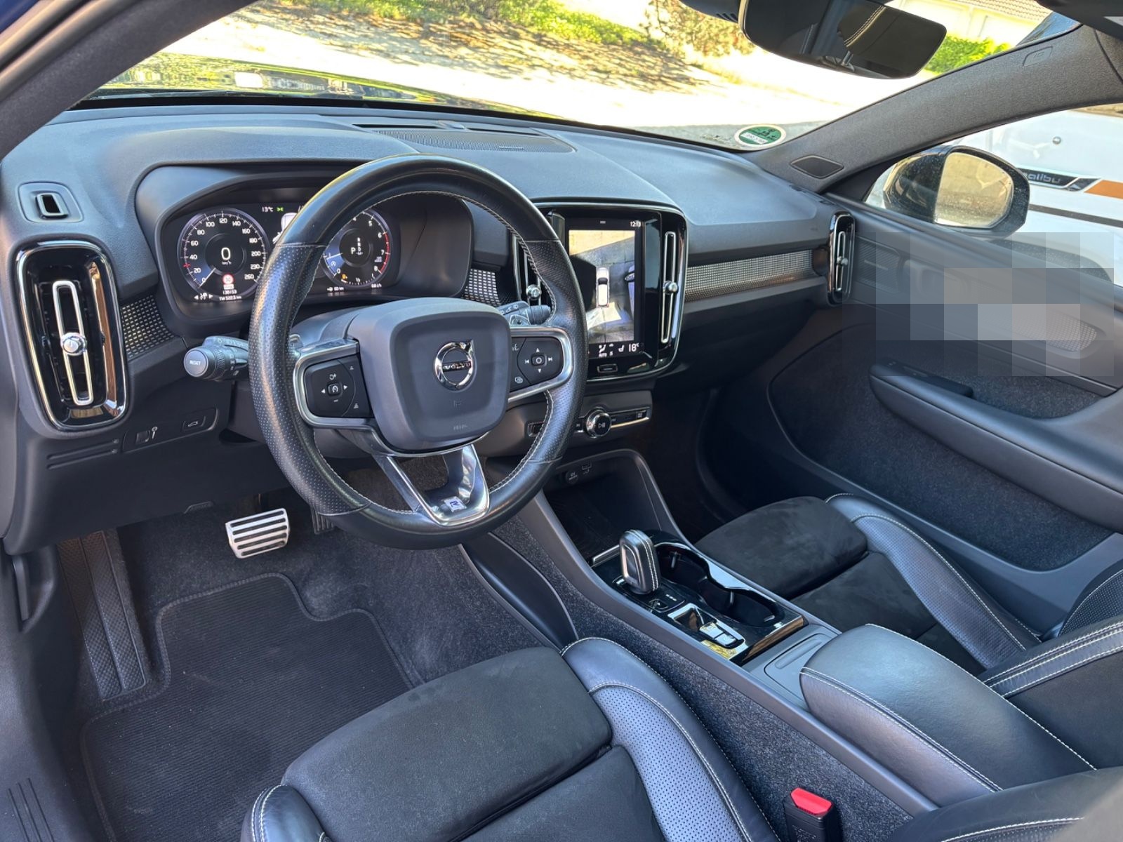 Volvo XC40 R Design AWD Panoramadach foto 22