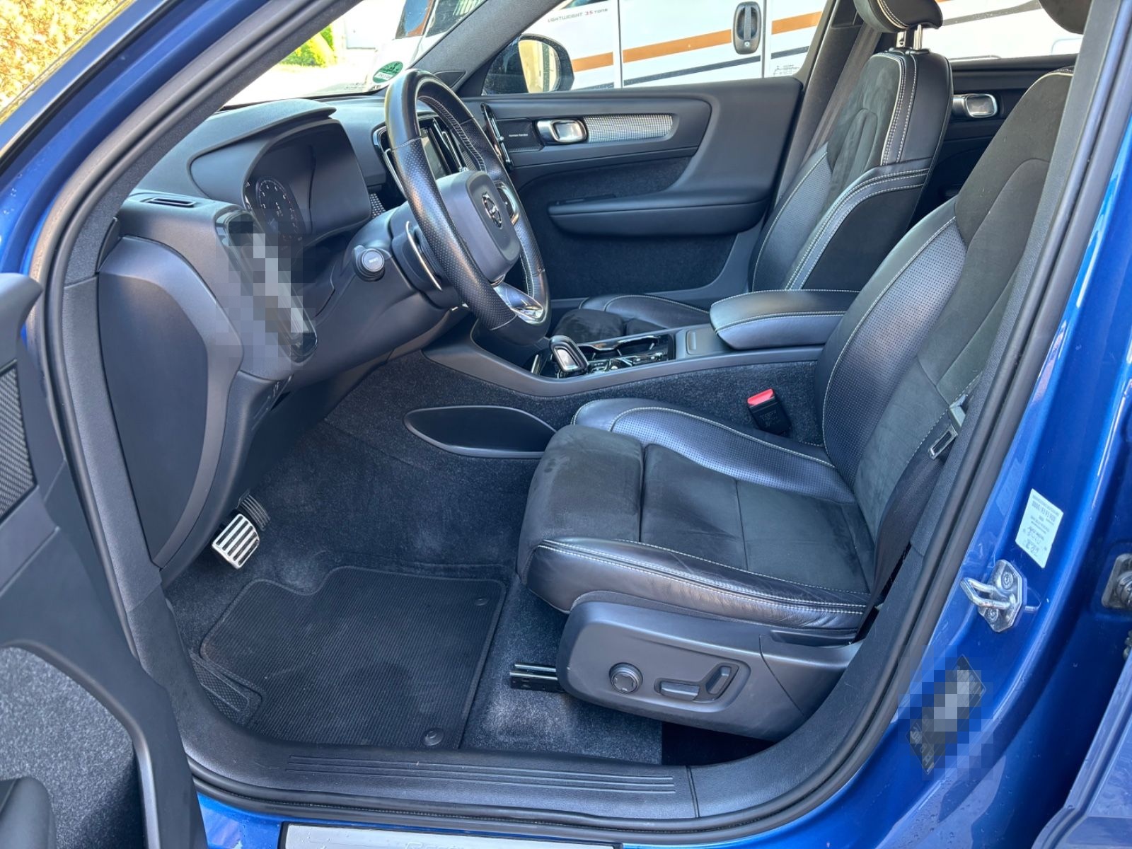 Volvo XC40 R Design AWD Panoramadach foto 24