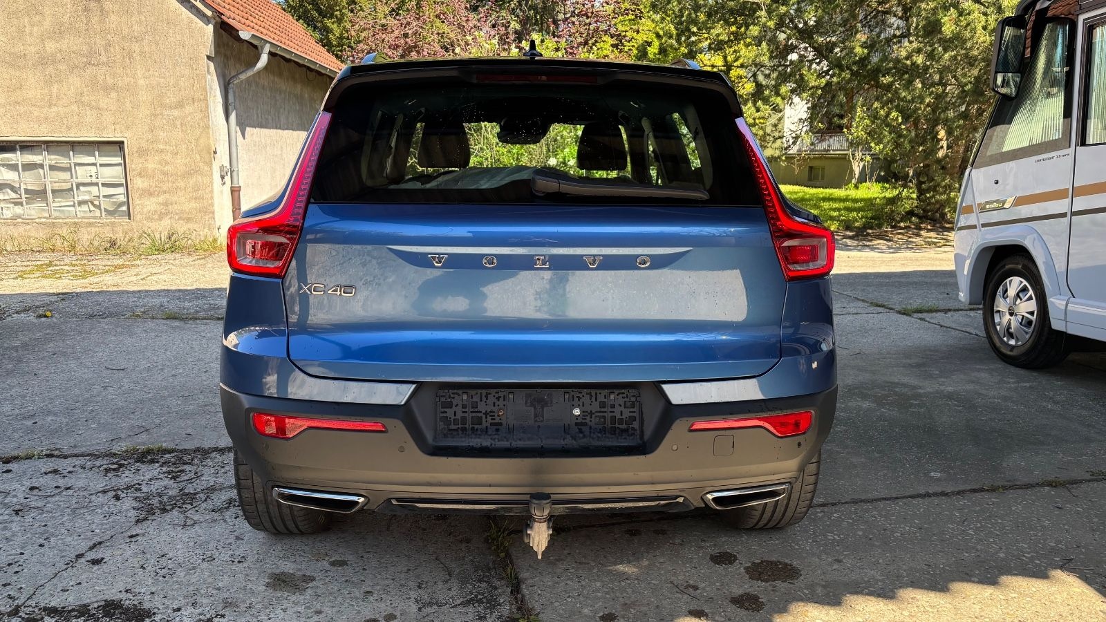 Volvo XC40 R Design AWD Panoramadach foto 8