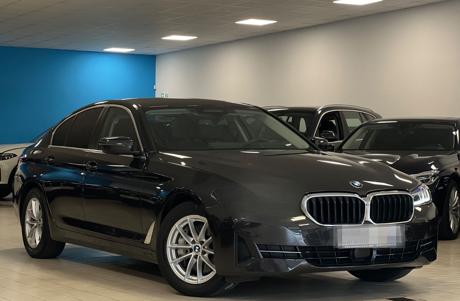 BMW 530dxD/Lim/HUD/Laser/MassagBelüfStz/P&DrivAsProf foto 2