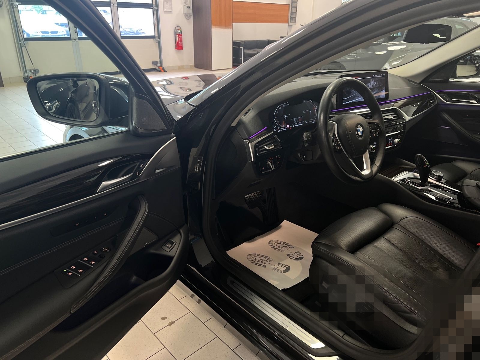 BMW 530dxD/Lim/HUD/Laser/MassagBelüfStz/P&DrivAsProf foto 12