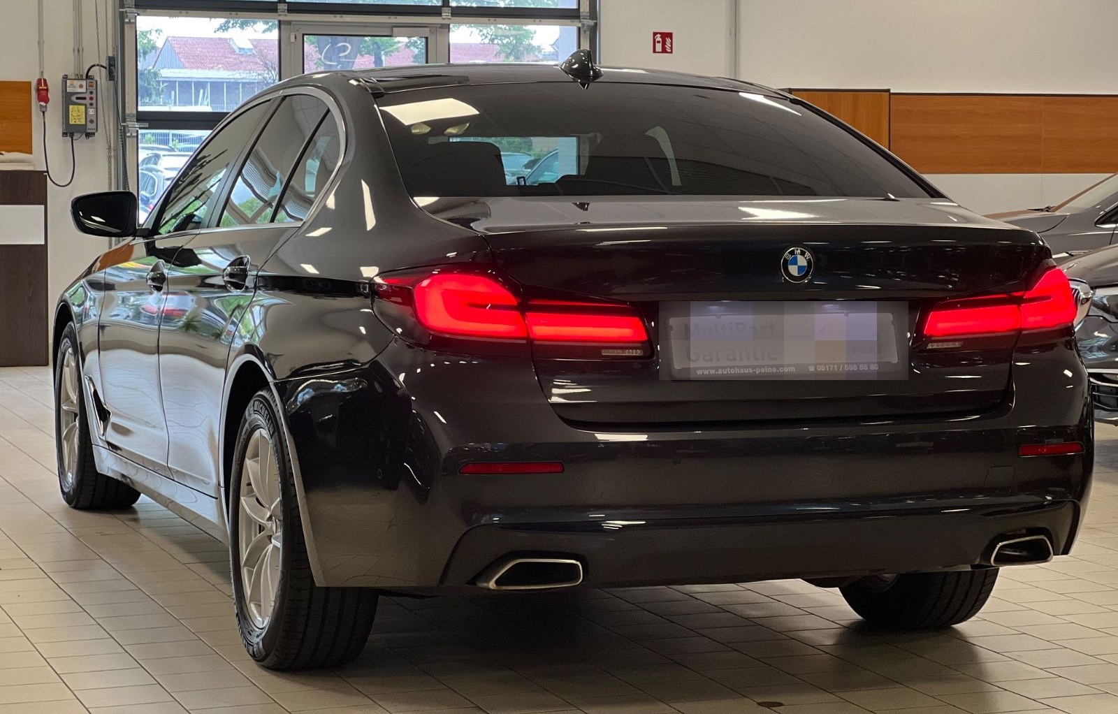 BMW 530dxD/Lim/HUD/Laser/MassagBelüfStz/P&DrivAsProf foto 5