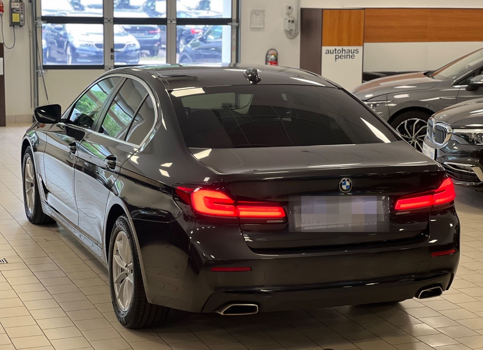BMW 530dxD/Lim/HUD/Laser/MassagBelüfStz/P&DrivAsProf foto 8