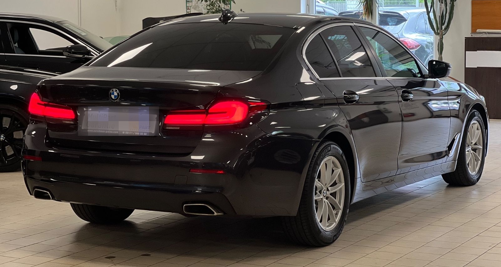 BMW 530dxD/Lim/HUD/Laser/MassagBelüfStz/P&DrivAsProf foto 9