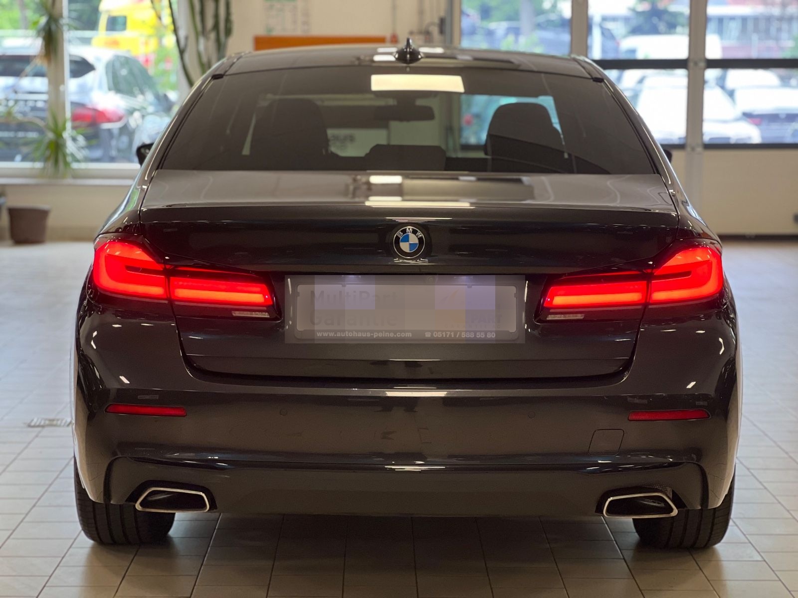 BMW 530dxD/Lim/HUD/Laser/MassagBelüfStz/P&DrivAsProf foto 10