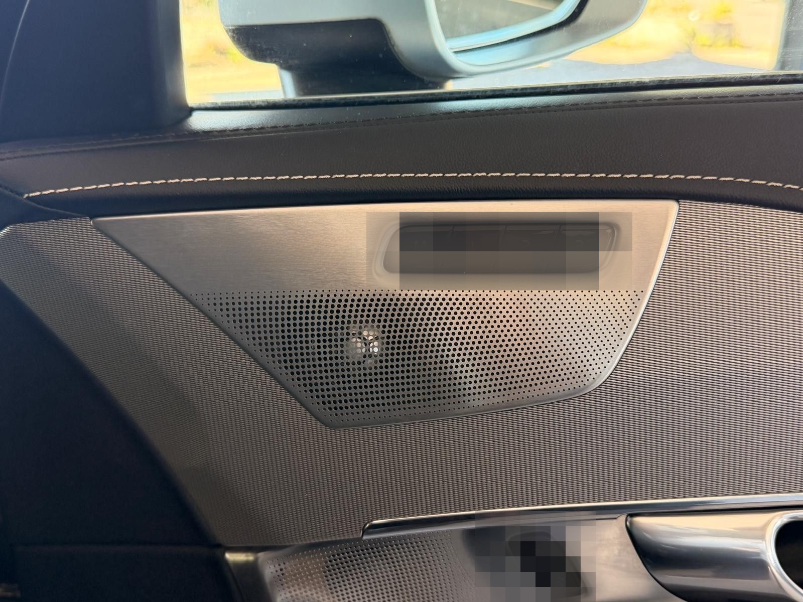 Volvo XC90 R Design AWD-PANO-HUD-AHK-B&W-SPUR- foto 14