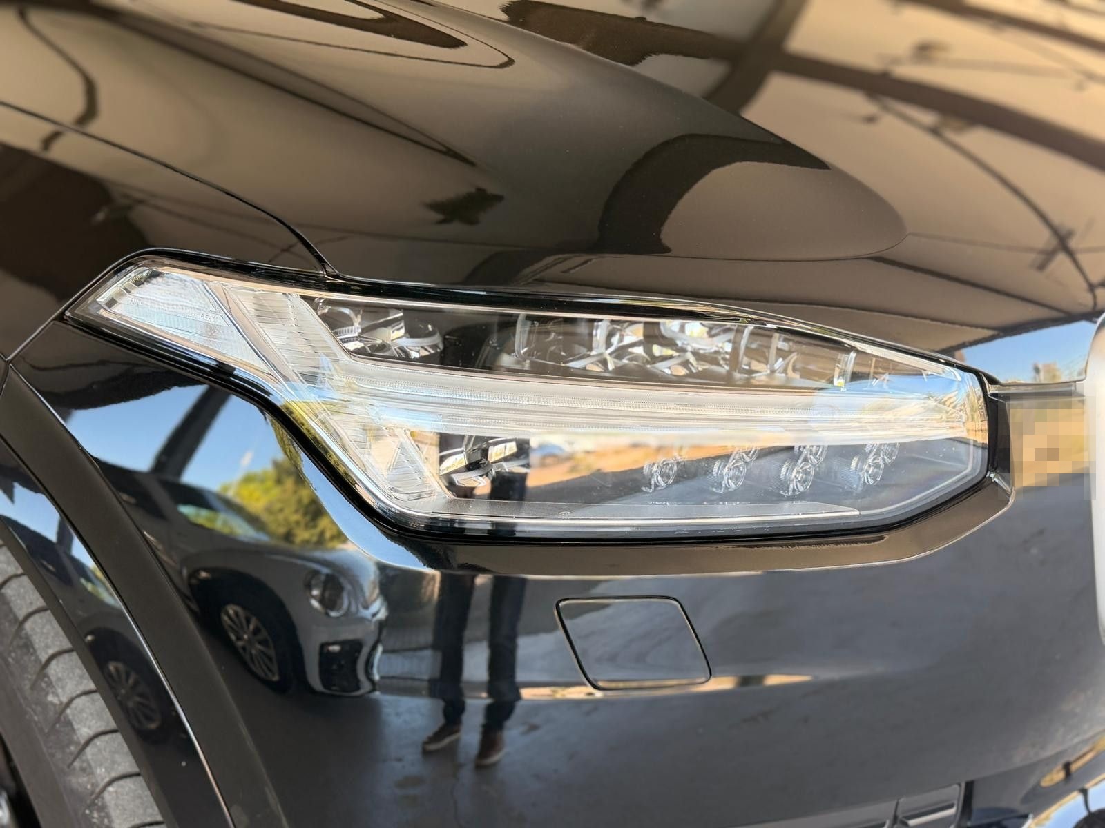 Volvo XC90 R Design AWD-PANO-HUD-AHK-B&W-SPUR- foto 5