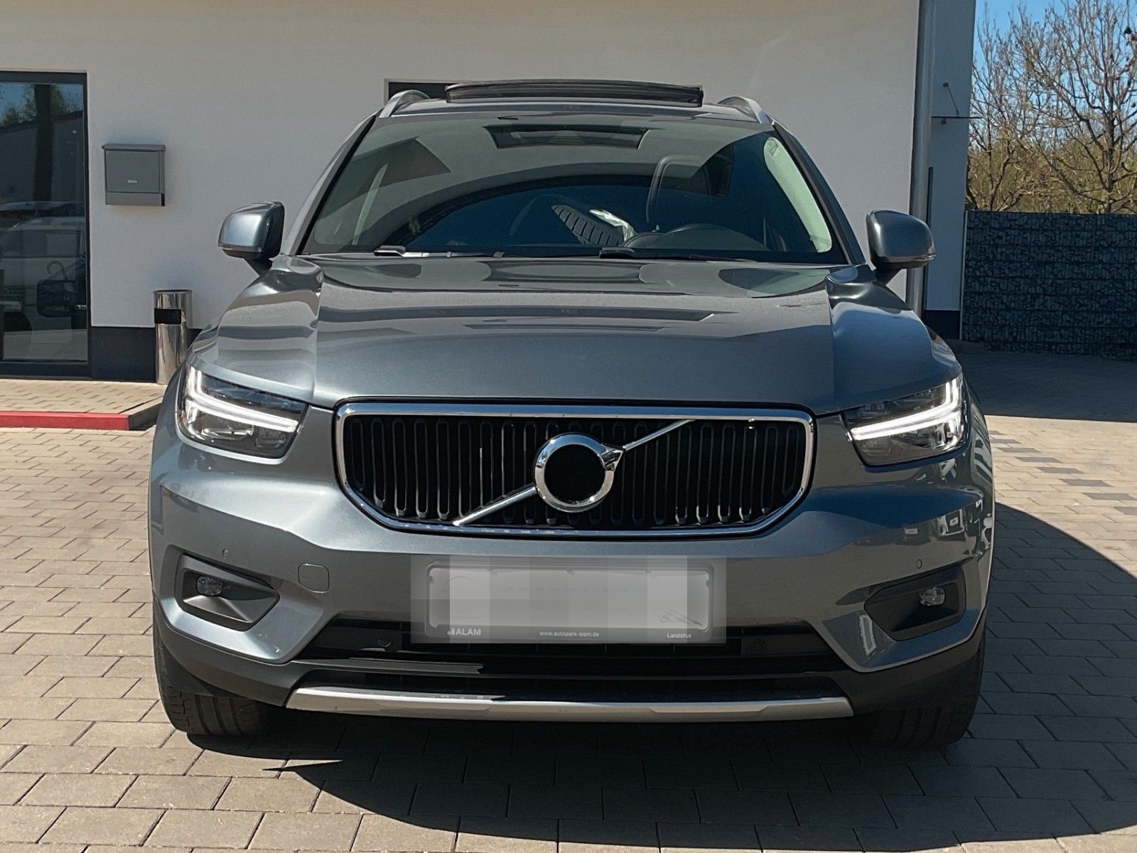 Volvo XC 40 Momentum AWD APPLE Lane Navi  RFK ViCo foto 8