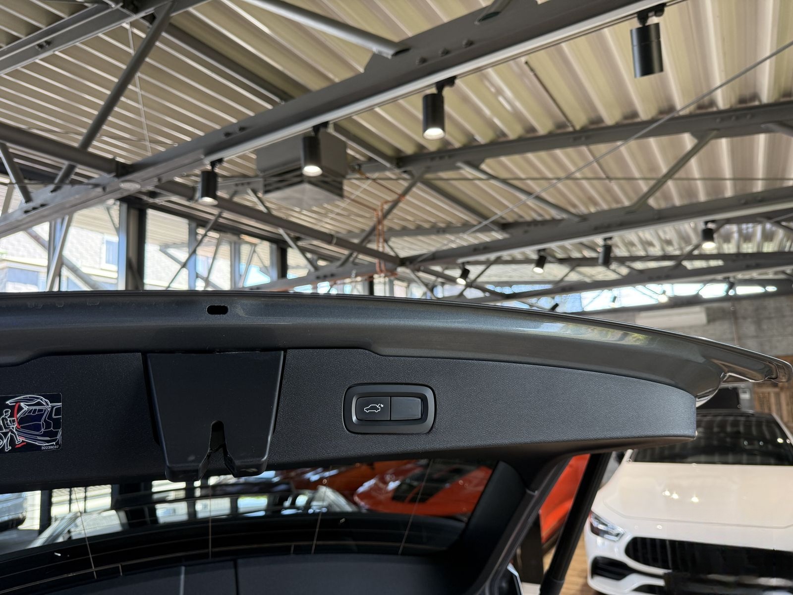 Volvo V60 Inscription*PANO*ACC*KAMERA*AHK*H&K*LED*NAVI foto 12