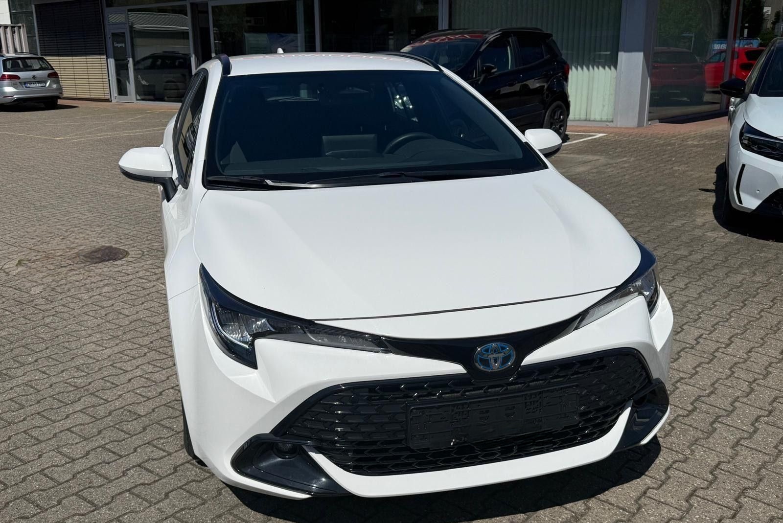 Toyota Corolla 1.8 16V Kombi Hybrid Kamera ACC foto 2