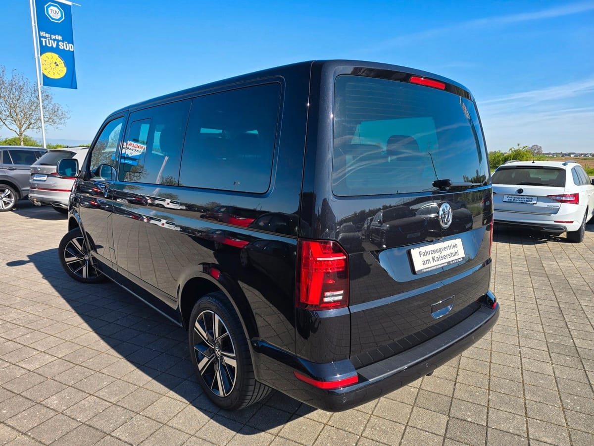 Volkswagen T6.1 Multivan 4 Motion DSG ACC AHK STANDHEIZUNG foto 2