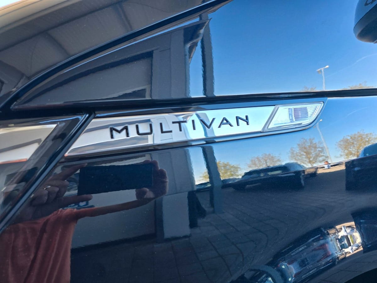 Volkswagen T6.1 Multivan 4 Motion DSG ACC AHK STANDHEIZUNG foto 25