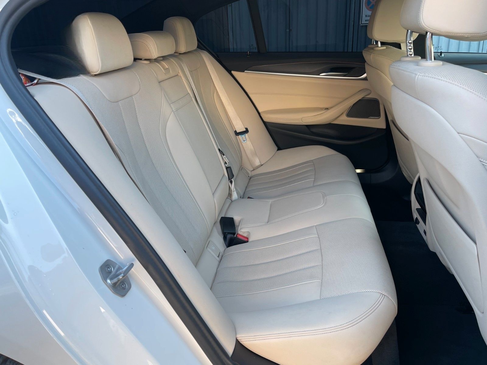 BMW 530 d Limousine xDrive M Sport Harman-Kardon foto 12