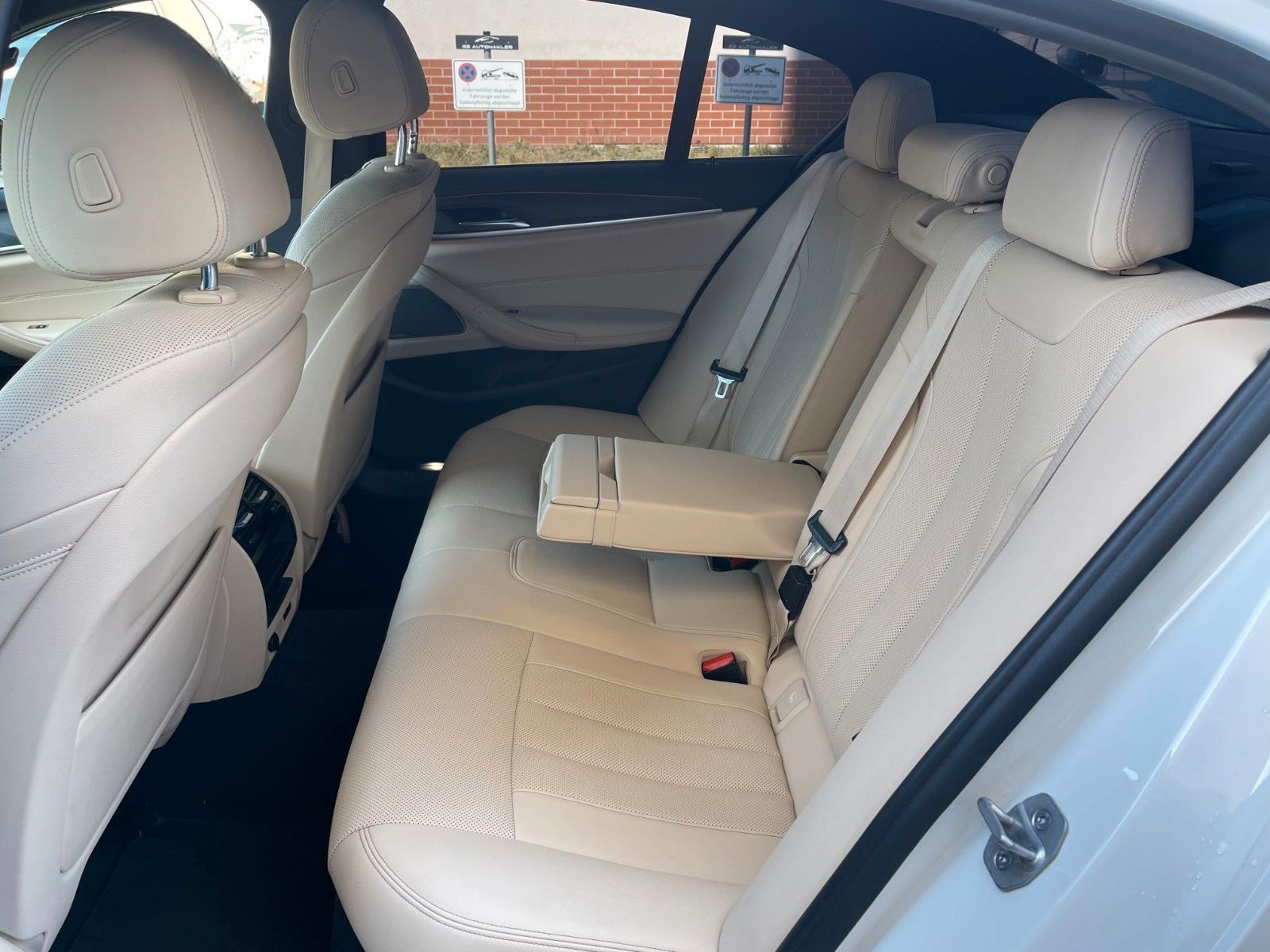 BMW 530 d Limousine xDrive M Sport Harman-Kardon foto 13