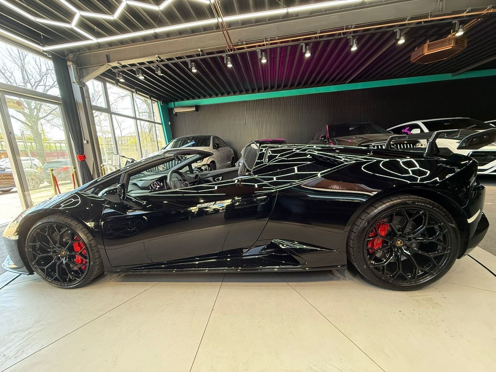 Lamborghini Huracán EVO Spyder*LIFT*KAM*KERAMIK*GARANTIE foto 4