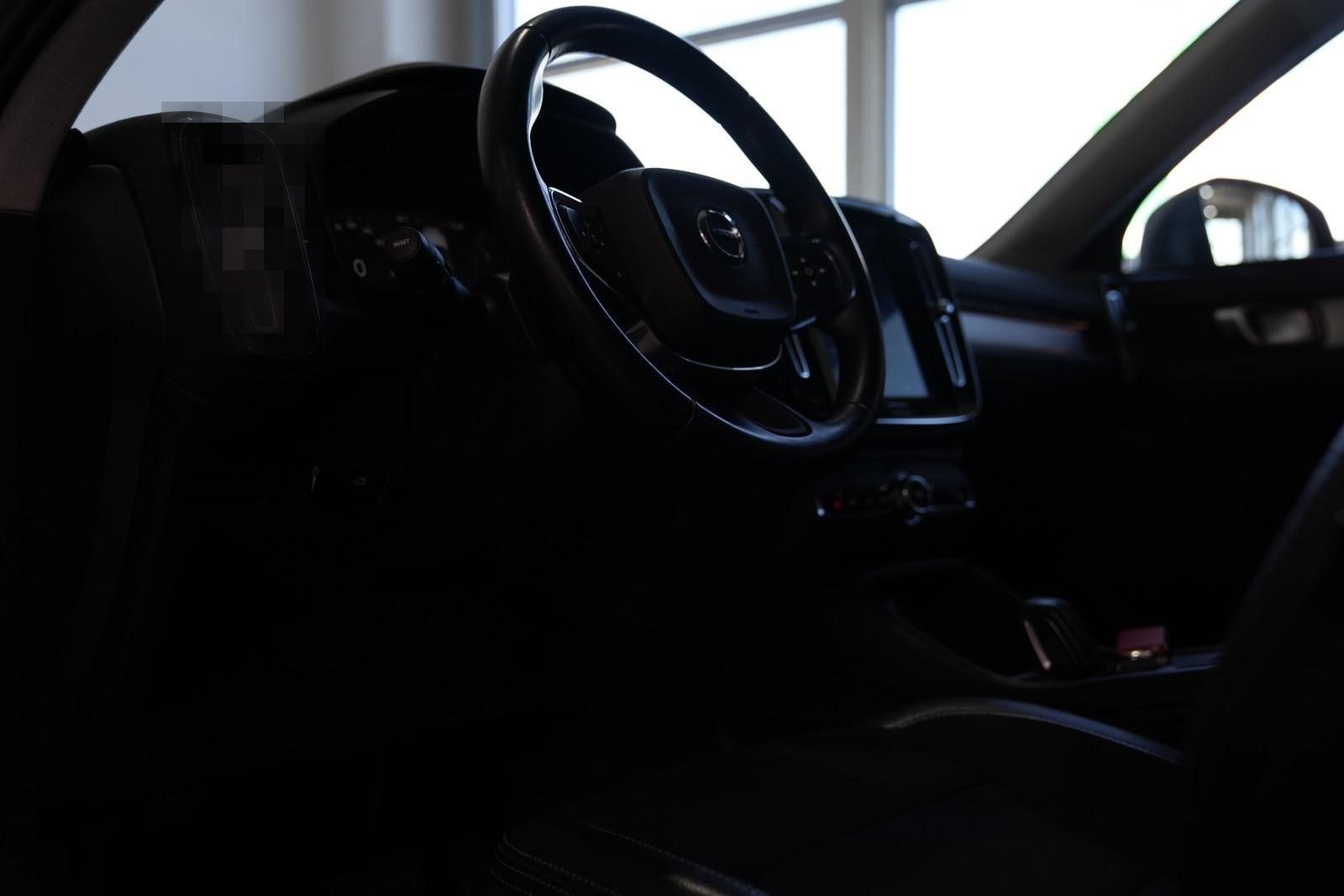 Volvo XC40 Momentum AWD foto 13