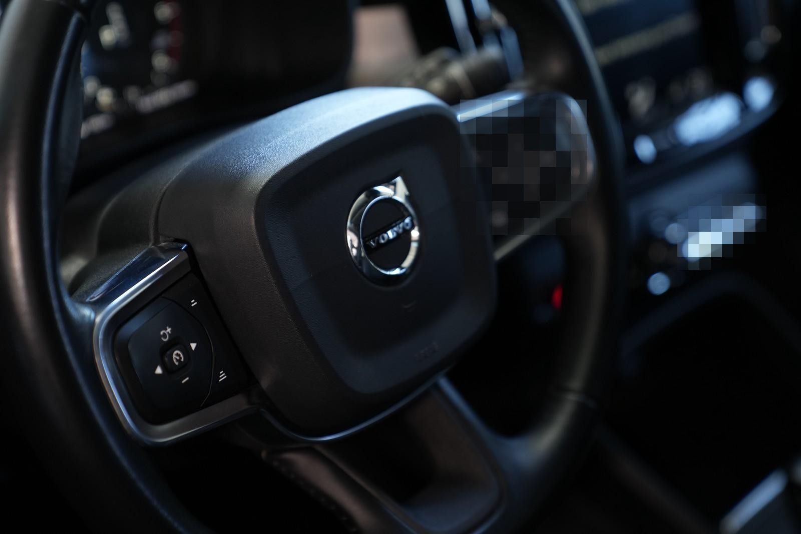 Volvo XC40 Momentum AWD foto 23