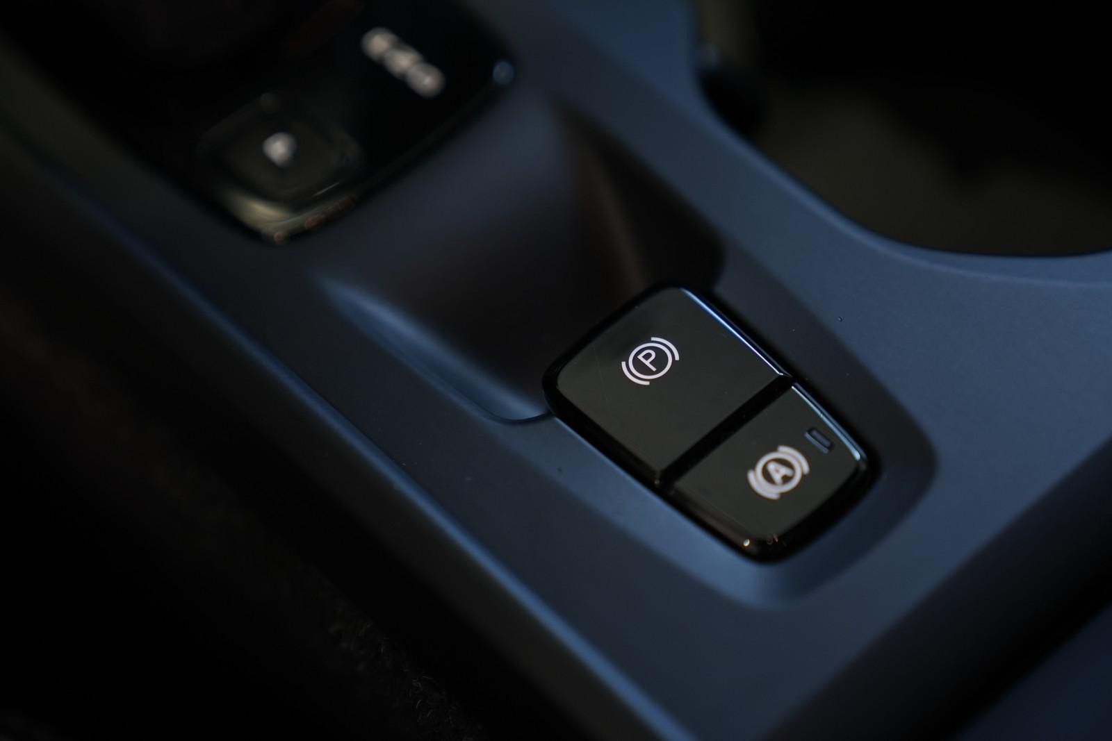 Volvo XC40 Momentum AWD foto 24