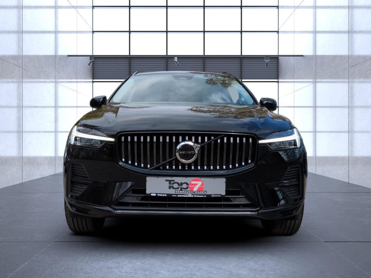 Volvo XC60 B4 (Benzin) Plus Bright 2WD Automatik Navi foto 6