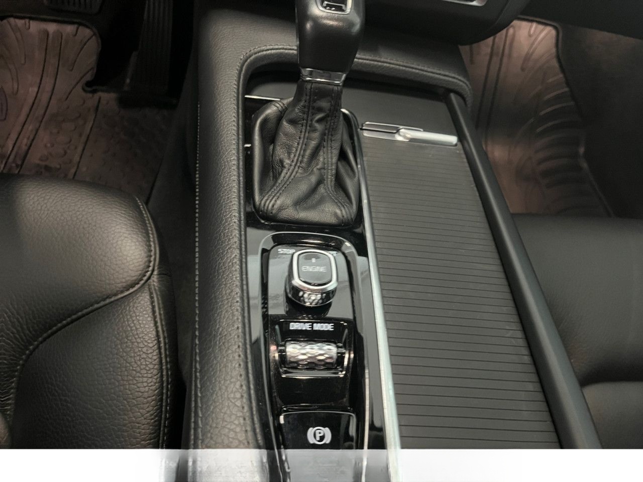 Volvo V90 T5 Momentum ACC ParkAssist Kamera LED Navi foto 11