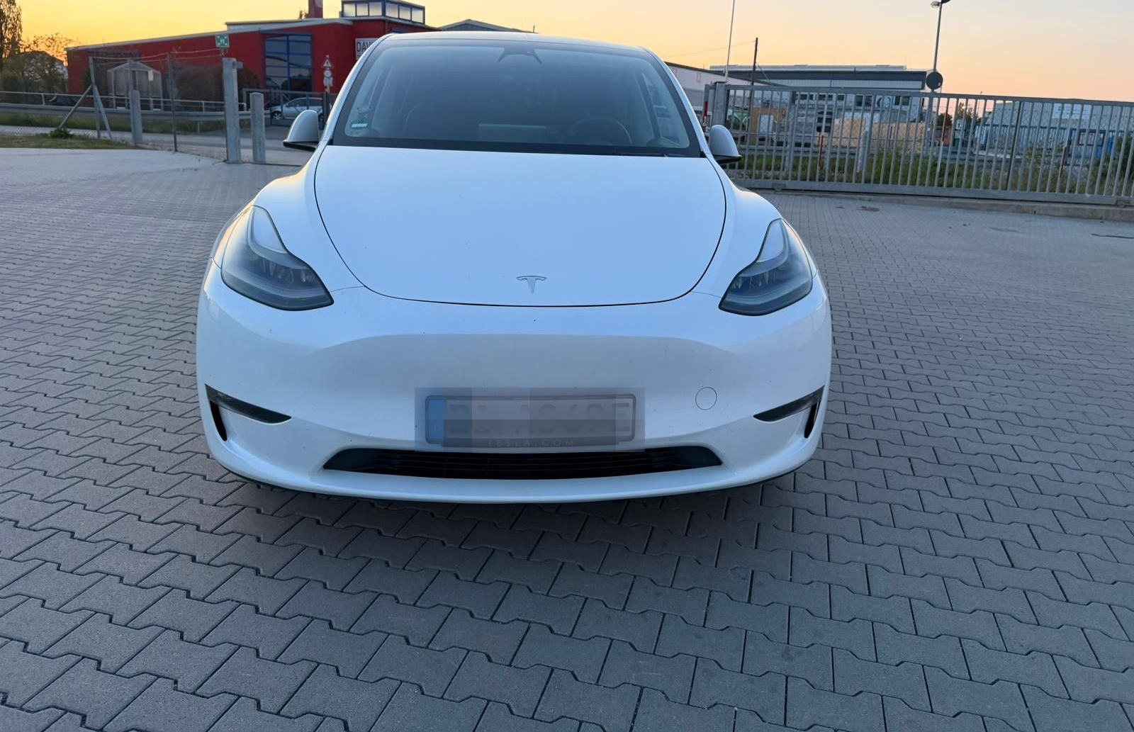 Tesla Model Y Long Range AWD | MwSt. ausweisbar foto 7
