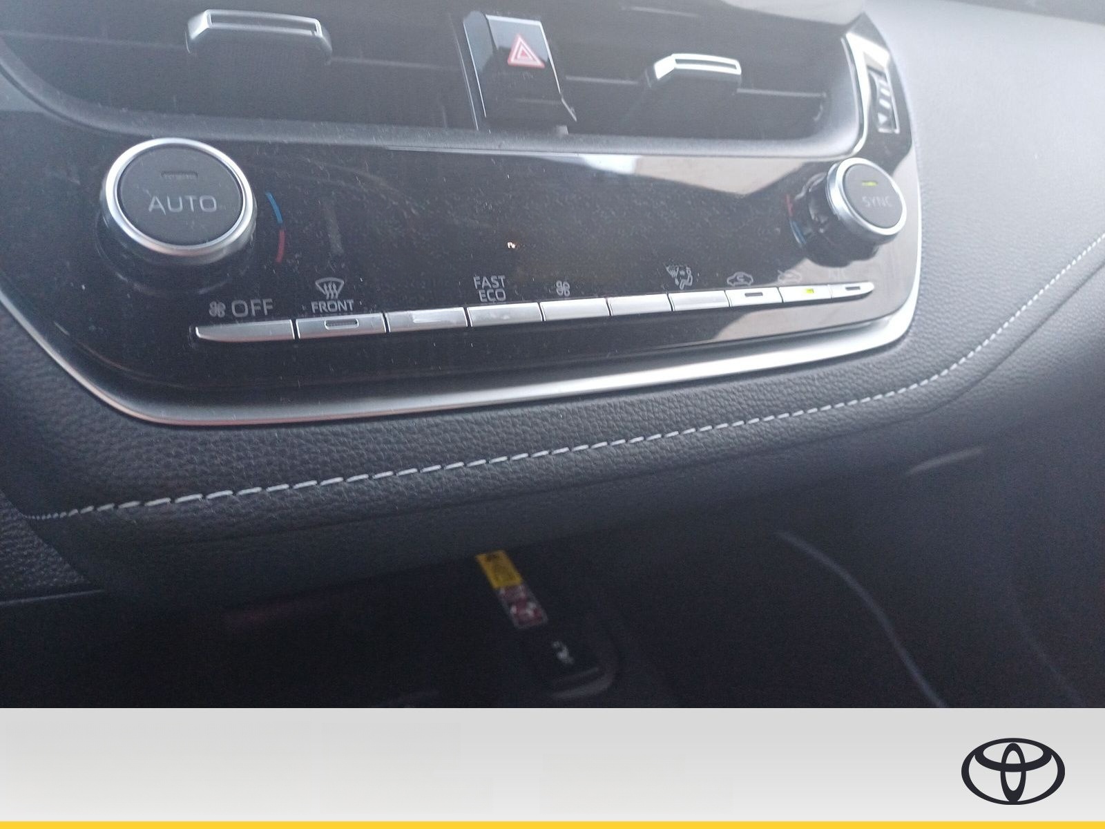 Toyota Corolla 2,0 l Hybrid Navi/Kam/Sitzhzg/ALU foto 13