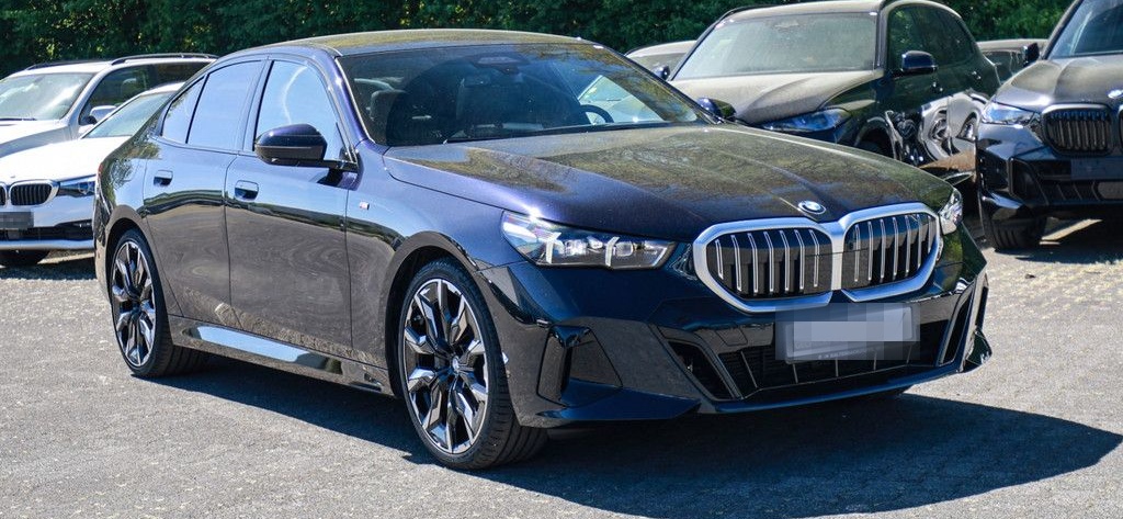 BMW 540d xDrive M-Sport PANO STANDHZ B&W HUD 360° foto 3