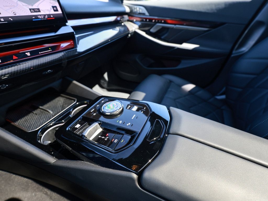 BMW 540d xDrive M-Sport PANO STANDHZ B&W HUD 360° foto 23