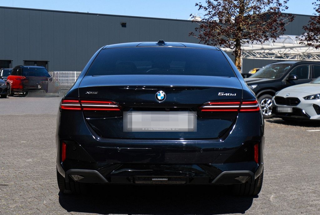 BMW 540d xDrive M-Sport PANO STANDHZ B&W HUD 360° foto 7
