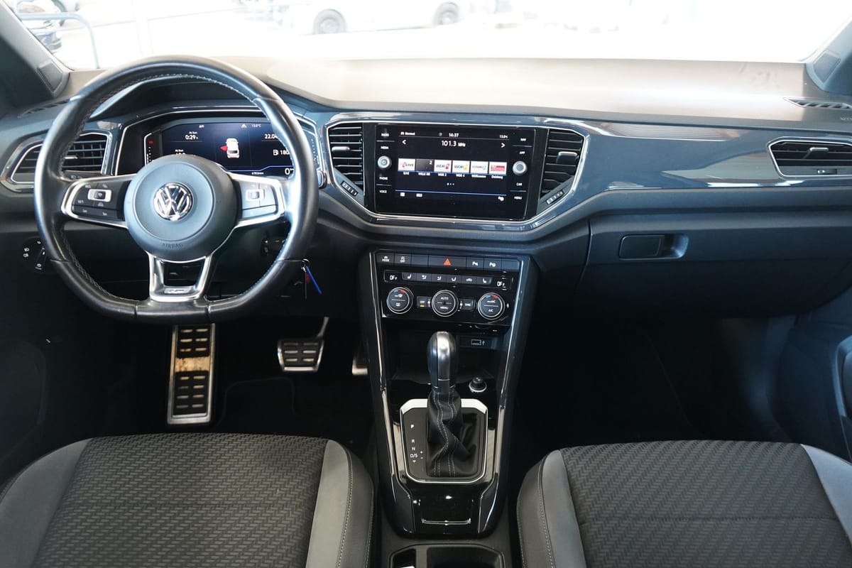 Volkswagen T-Roc 1.5TSI Sport R-Line LED Navi ACC Kamera foto 12