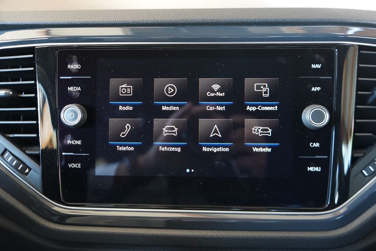 Volkswagen T-Roc 1.5TSI Sport R-Line LED Navi ACC Kamera foto 19
