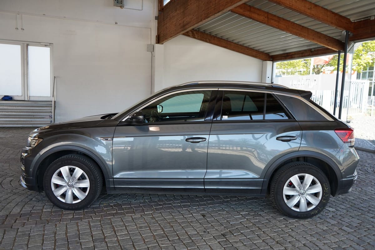 Volkswagen T-Roc 1.5TSI Sport R-Line LED Navi ACC Kamera foto 3