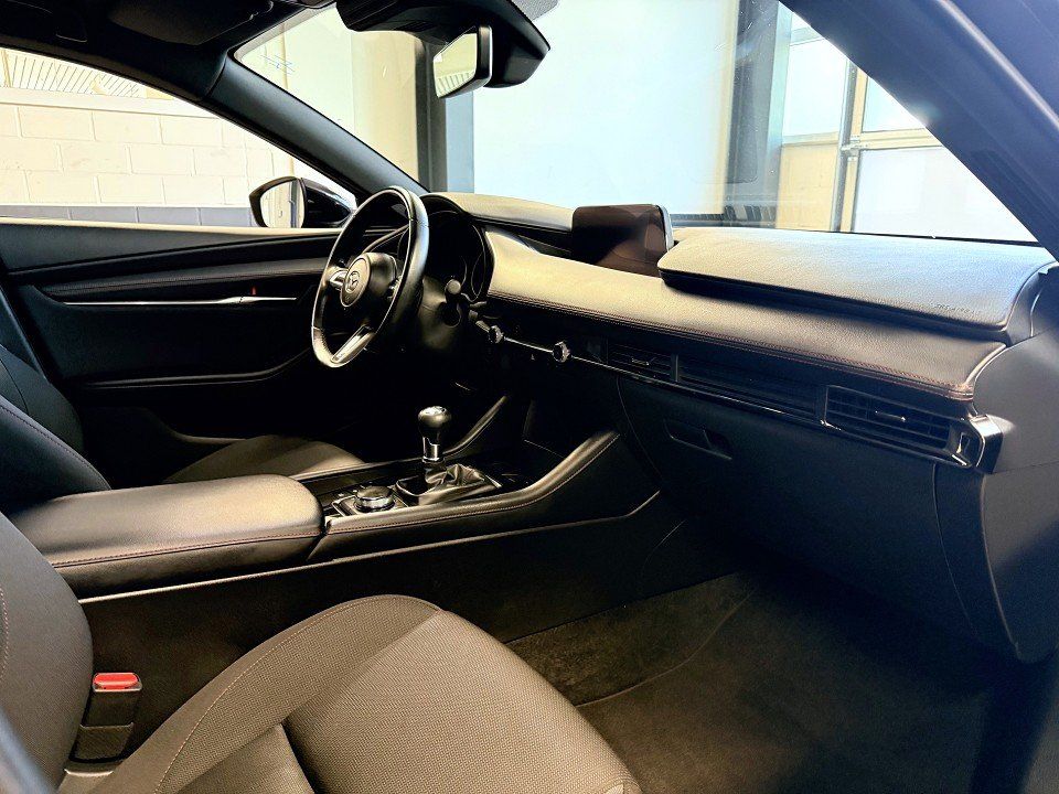 Mazda 3 2.0 Homura 1. Hand Scheckheft - Klima - HUD -  foto 12