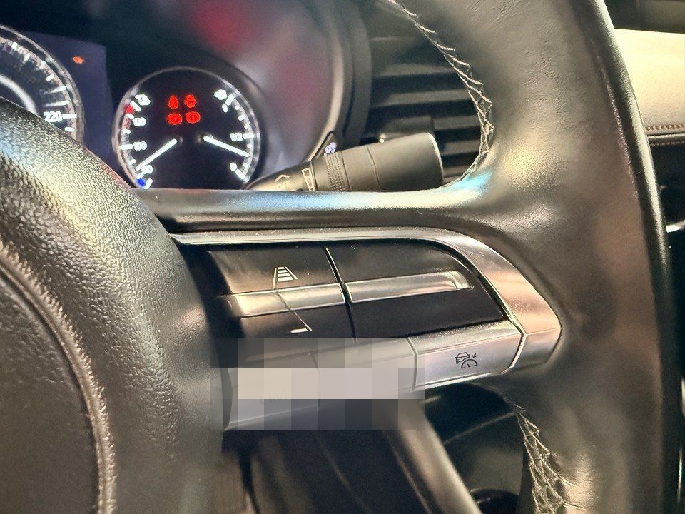 Mazda 3 2.0 Homura 1. Hand Scheckheft - Klima - HUD -  foto 14