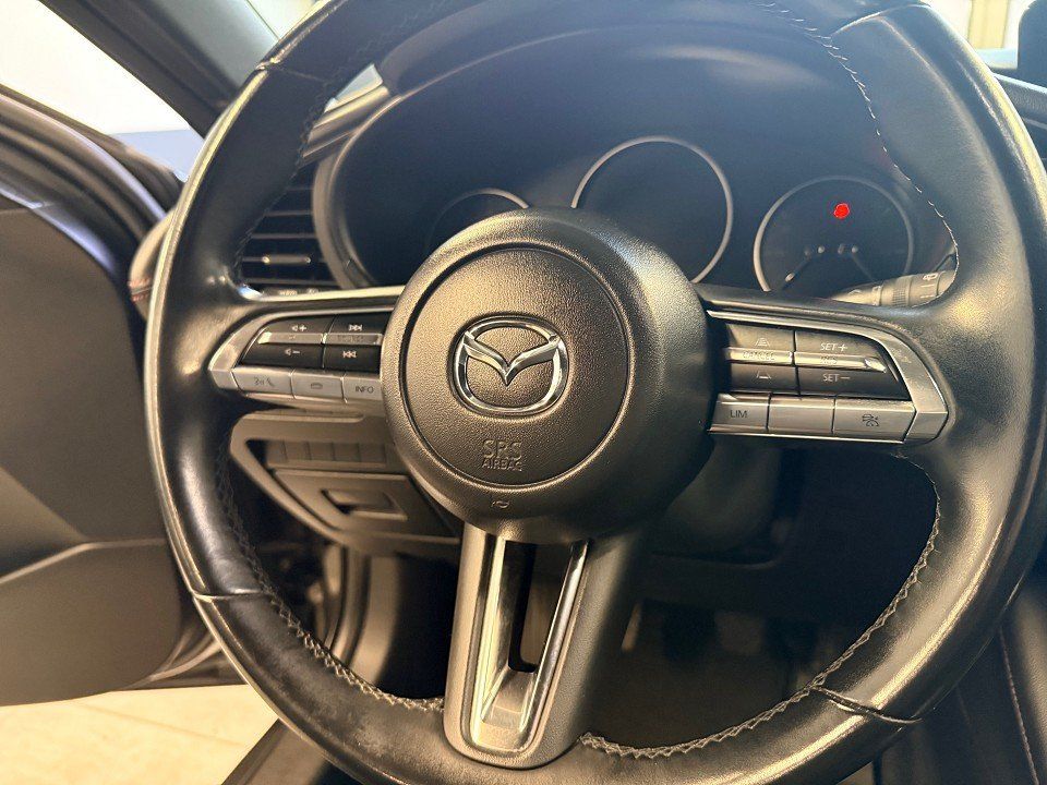 Mazda 3 2.0 Homura 1. Hand Scheckheft - Klima - HUD -  foto 9