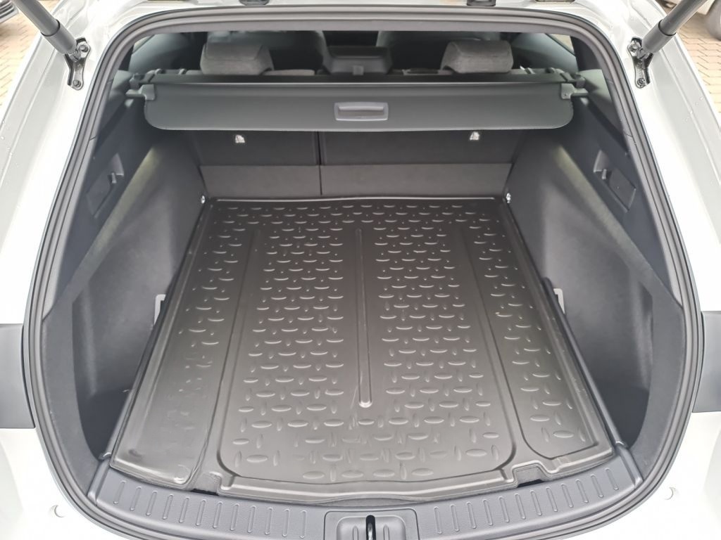 Toyota Corolla 1.8 Hybrid Touring Sports Teamplayer (ZE foto 18
