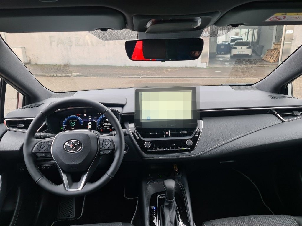 Toyota Corolla 1.8 Hybrid Team D foto 9