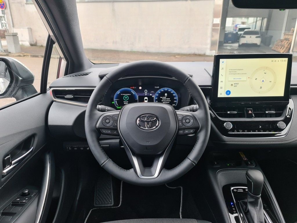 Toyota Corolla 1.8 Hybrid Team D foto 10